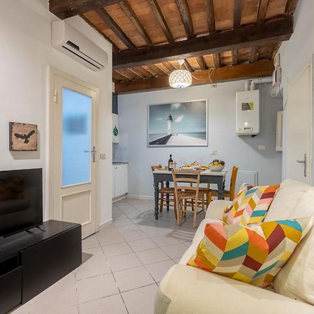 Piazza Dei Cavalieri Confortable Apartment ピサ エクステリア 写真